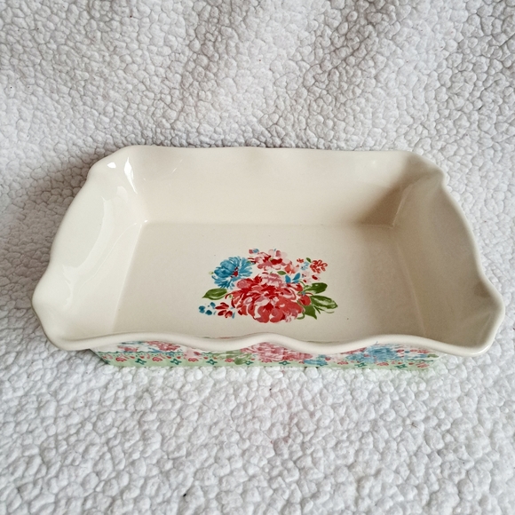 The Pioneer Woman Floral Baking Dish - Picture 1 of 6